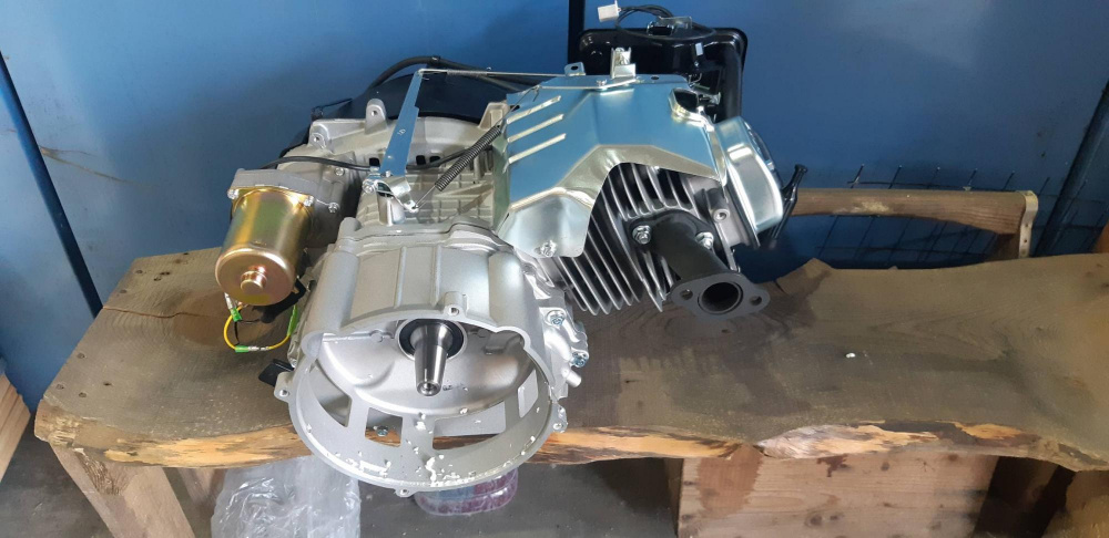 Двигатель бензиновый KM190FD для SGG 5000EHNA-6000(..) (арт.станции 1600..) / Engine Assembly (01.05.TSS190FD-101-H25A-1)