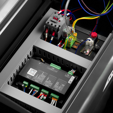 Аппарат лазерной сварки ПТК RILON LASER 2000 W L04
